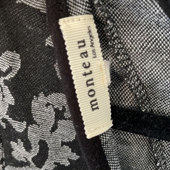 Monteau Black and grey floral top - Picture 5 of 5